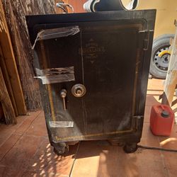 Caja Fuerte Antigua Diebold Original – Vintage 🔥