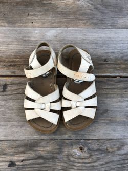 Salt water sandals size 8