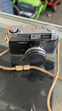 Yashica Minister 35mm Rangefinder Film Camera