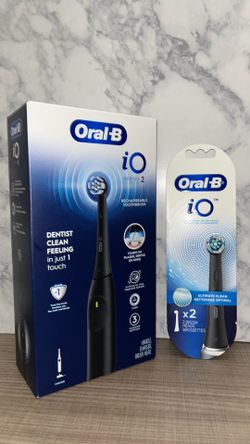 Brand NEW! 🦷    Oral B-iO Series 2 w/Refill set - Dental Care Products(((PENDING PICK UP)))