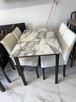 5 Pieces White Color Dining Table Set