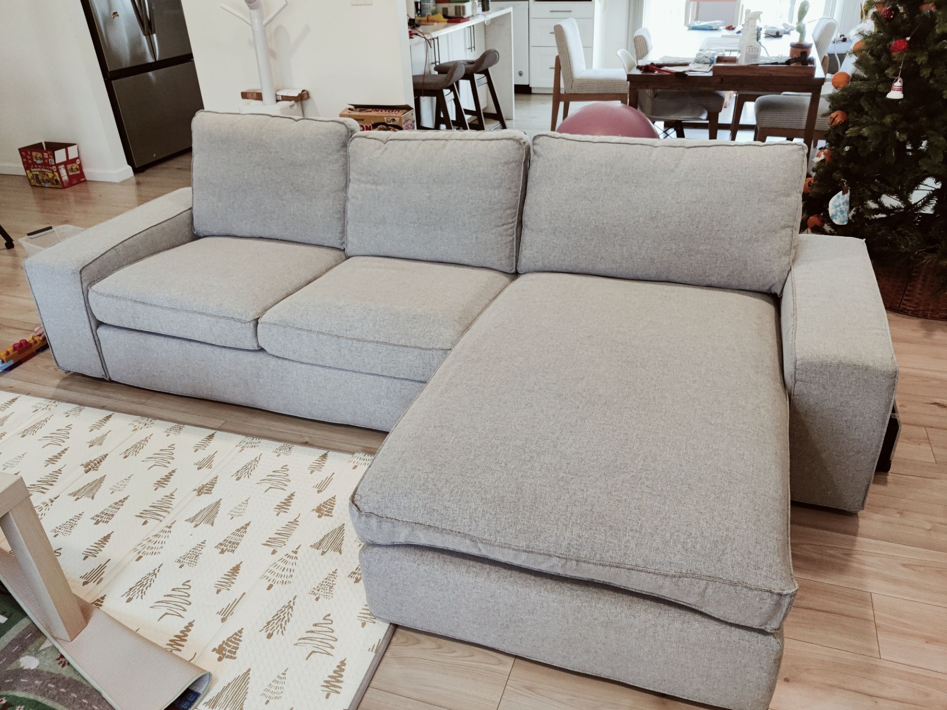 IKEA KIVIK Sectional Sofa 4-seat with chaise – Very clean – $500