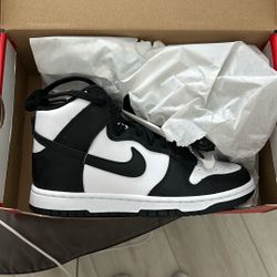 Nike Dunk High Retro