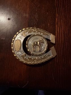 Western Horseshoe Style Belt Buckle