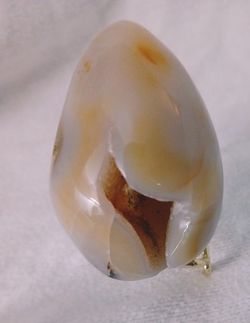 Natural Druzy Agate Crystal Egg from Brazil (c0025)