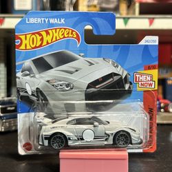 Hotwheels Skyline GTR R35 Short Card