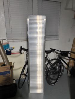Motorcycle/bicycle ramps