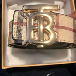 Burberry Reversible  Belt 