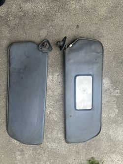 Chevy Blazer Right And Left Sun Visors