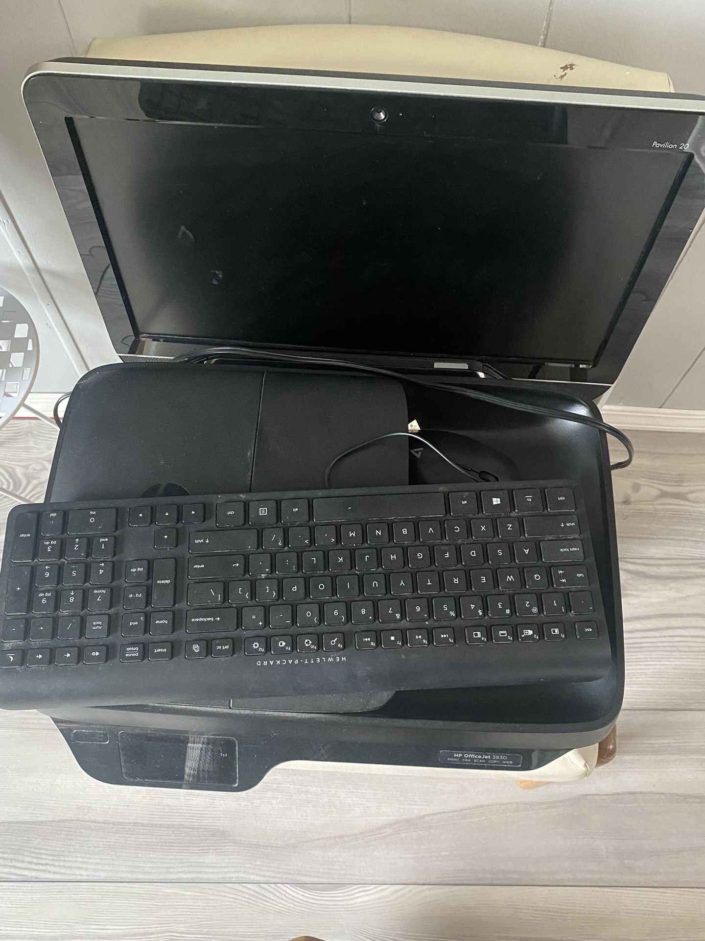  Computer And Keyboard 