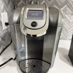 Keurig Coffee Maker With Reusable/Refillable Coffee Pod System