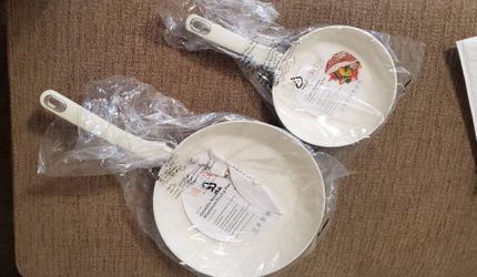 New Martha Stewart 2pc Pan Set
