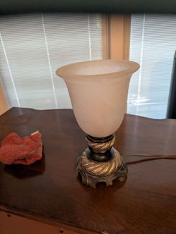Tabletop lamp