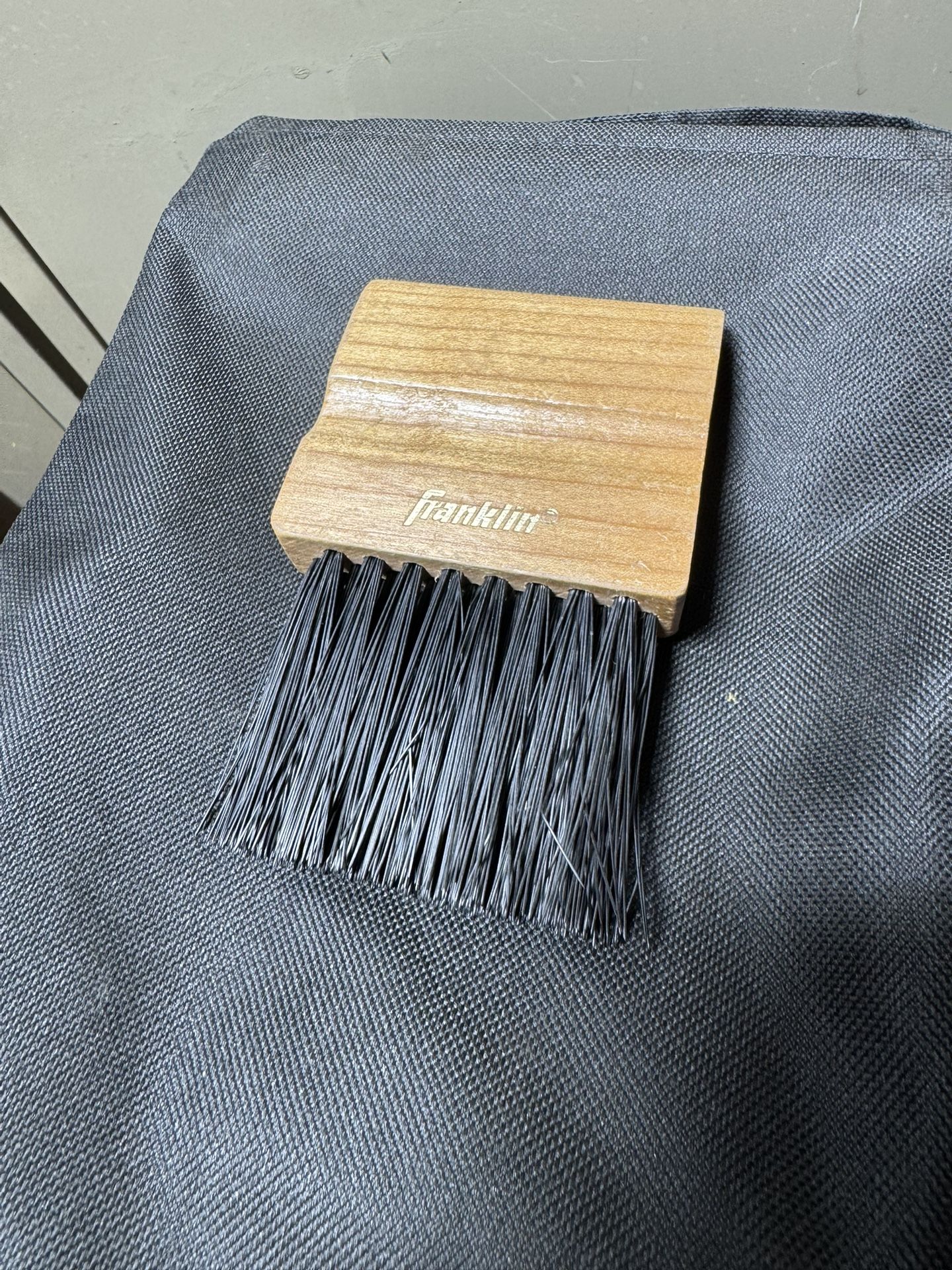 Franklin Sports Umpire Brush