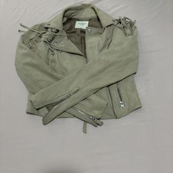 Small abercombie and fitch fringe jacket