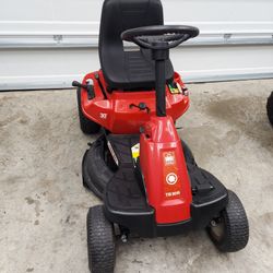 Craftsman R110 Troy Bilt TB30R 30" Riding Lawn Mower Tractor  10.5hp