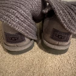Size 8 UGG Boots 