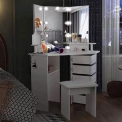 VOWNER Vanity with Lights - Makeup Vanity Desk