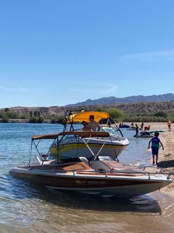 Rogers Bonniville. Jet boat