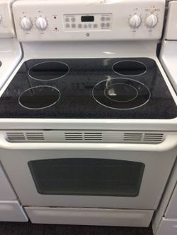 GE smooth top electric stove