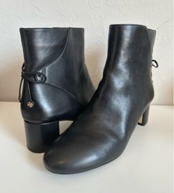 Tory Burch Laila Ankle Bootie in black calfskin leather, size 10.5