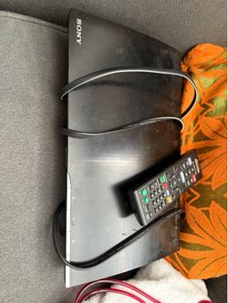 DVD/bluray player and remote