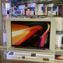 MacBook Pro 16” Core i7 CPU/16GB RAM/512GB SSD