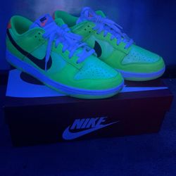 Nike Dunks $110 Obo 