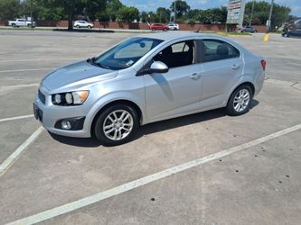 2012 Chevy Sonic LT...  RUNS AND DRIVES GREAT.....Ice-Cold A/C