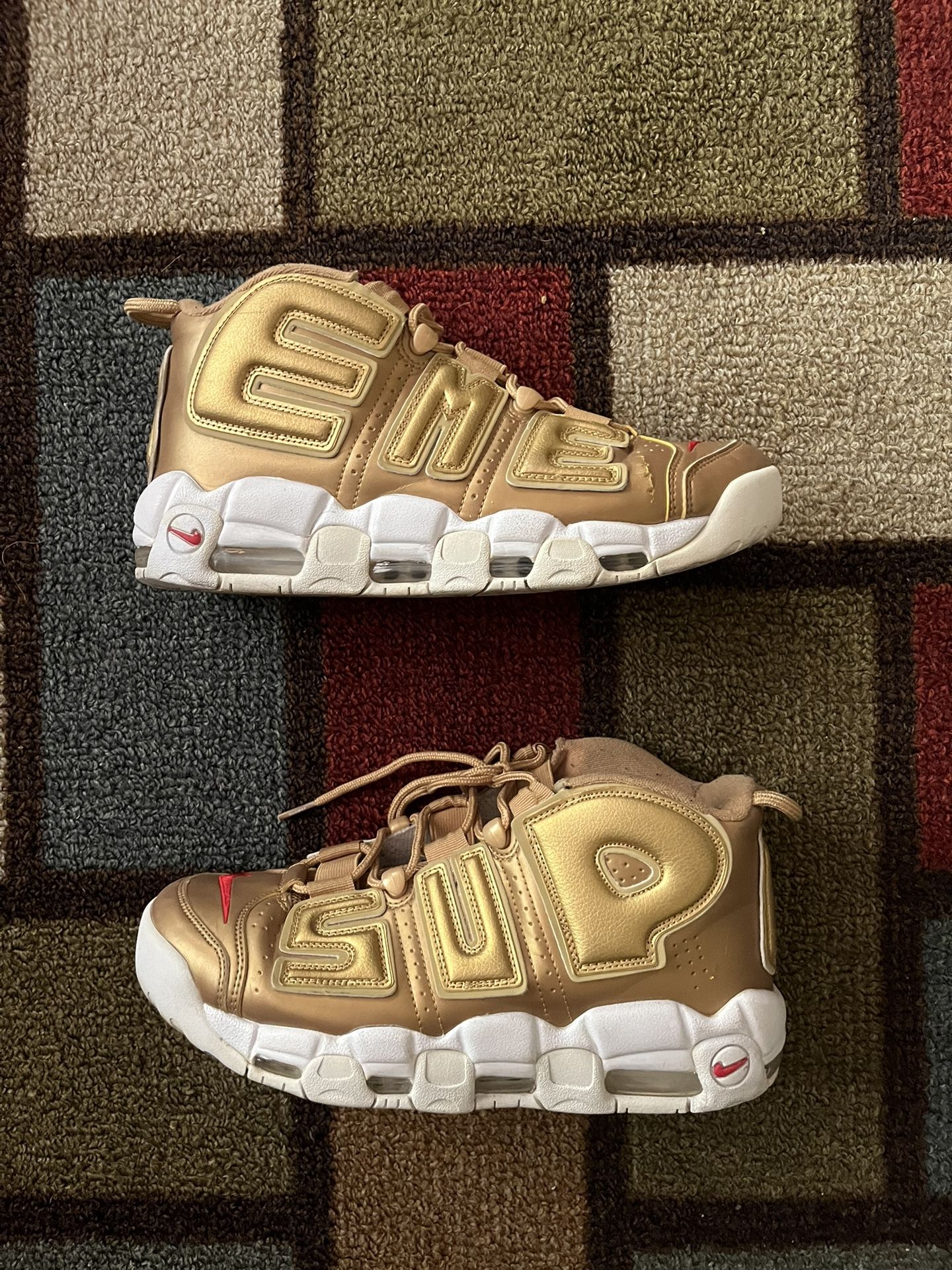 Nike Supreme Uptempo