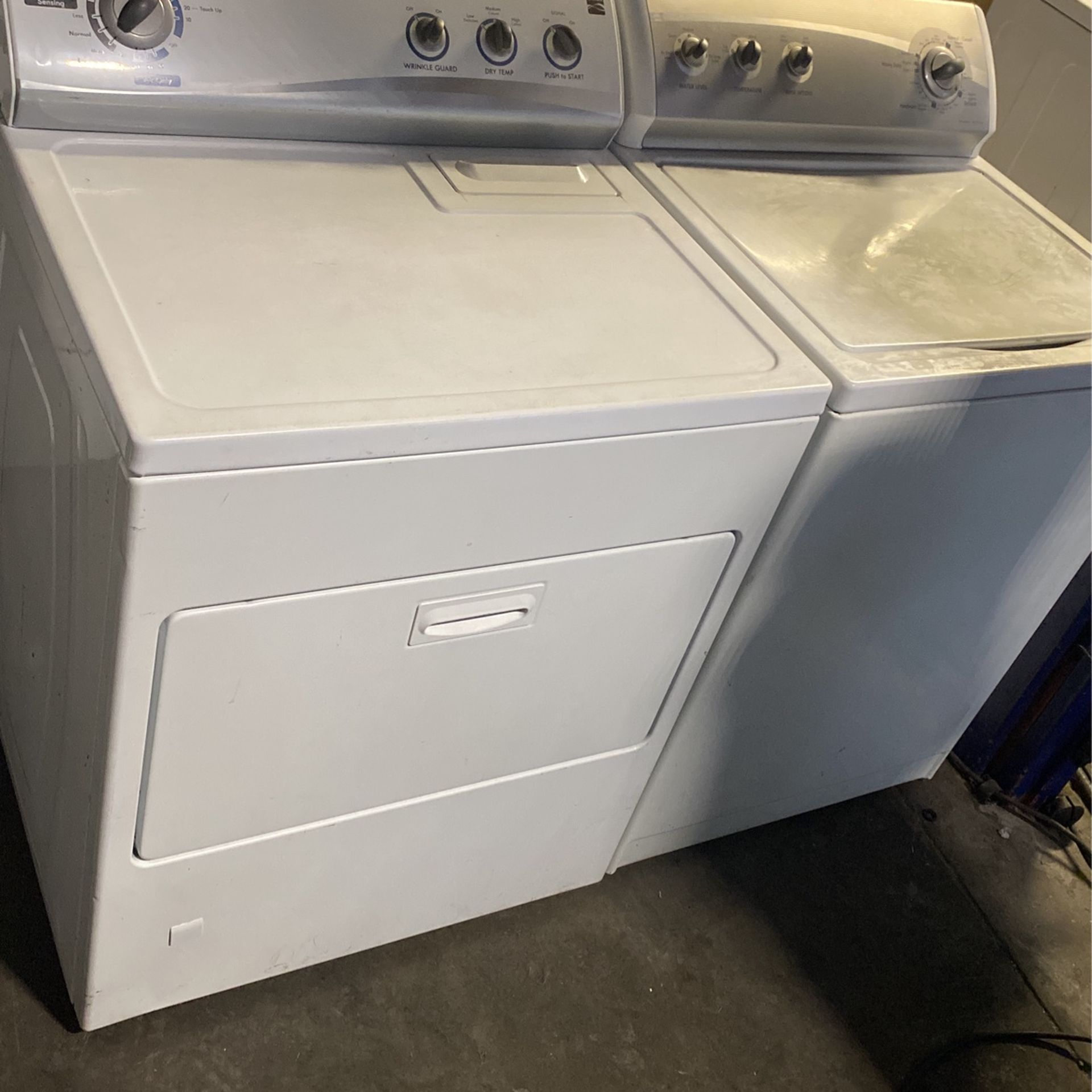 WASHER AND GAS DRYER SET
