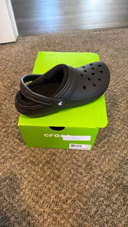 CROCS Size 7m/9w