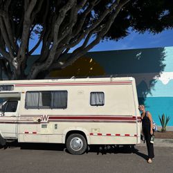 1982 Winnebago Chevy Remodeled 2 Beds 1 Bath 20 Ft Minnie Winnie 