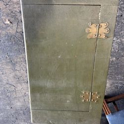 Small side table/ottoman