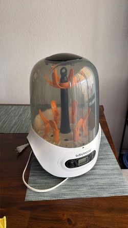 Baby bottle sterilizer/dryer