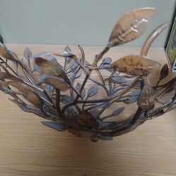 Metal Wire Leaf Bowl/Basket