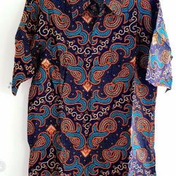 Authentic Tropical Hawaiian Cotton Batik Shirt size 

Fabric Type

100% NATURAL COTTON – This shirt is made from the highest quality Indonesian cotton
