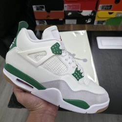 Jordan 4 Pine Green SB Nike Size 9.5 Men 
