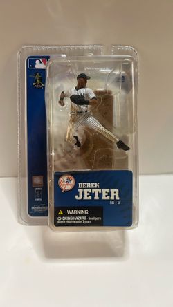 2005 McFarlane Derek Jeter 3” NIB