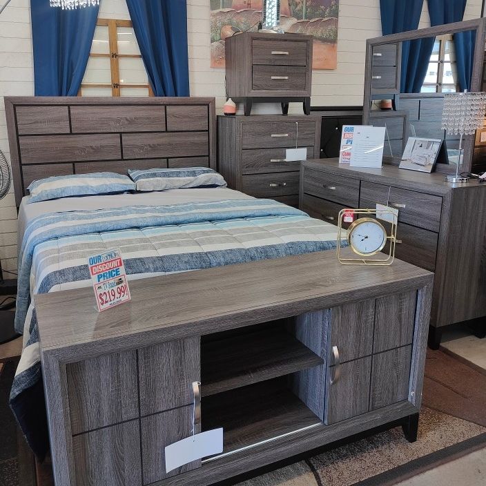 4pc Bedroom Set 