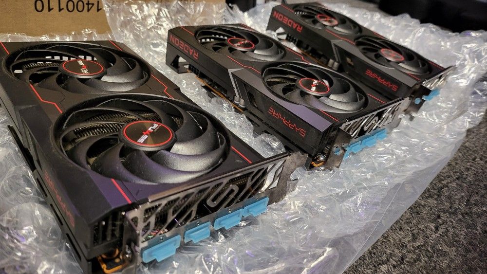 RUSH!!! AMD Radeon RX6600 Pulse GPU