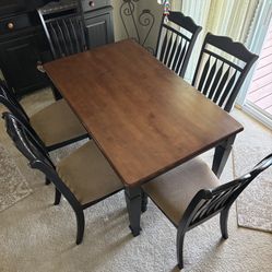 Table Chairs Hutch
