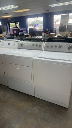 Washer dryer set