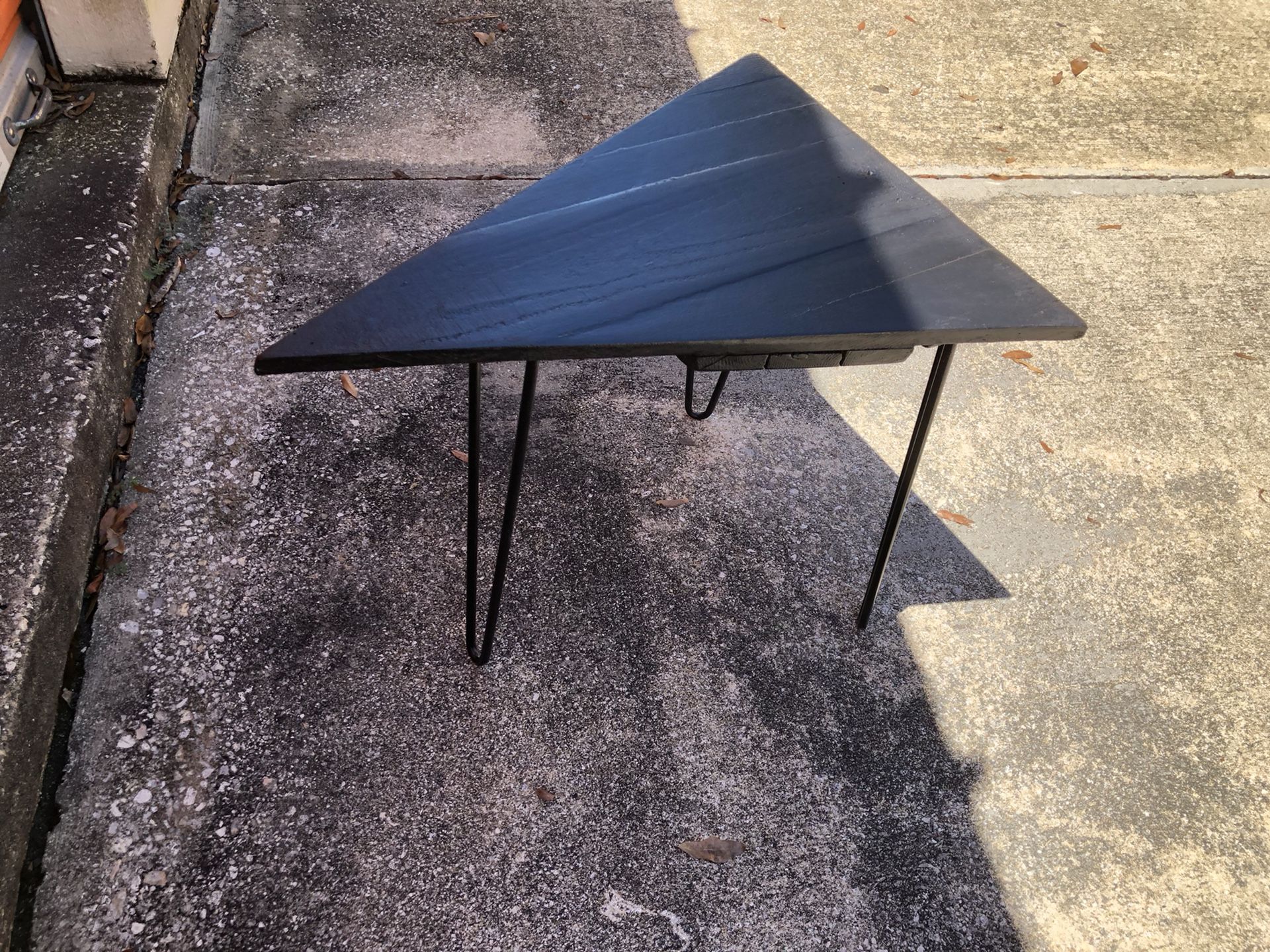 Unique Airplane Style Accent Table Solid Wood Top and Hairpin Style Legs