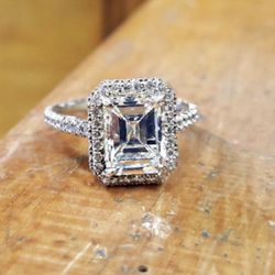 NEW, Natural Diamond Custom Ring 3.22 Carat