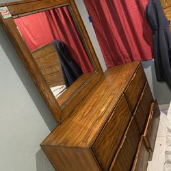 Bedroom Cabinet With Mirror