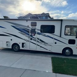2021 Fleetwood flair 28a class A  RV 