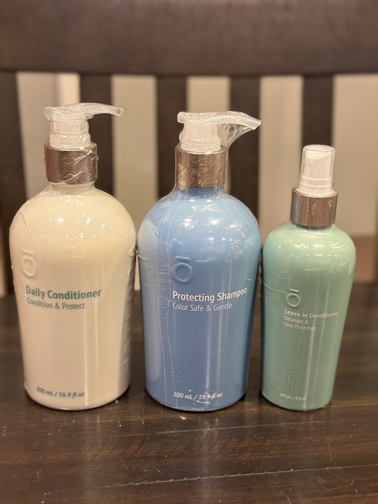 doTerra Protecting Shampoo, Daily Conditioner and Leave-in Conditioner pack