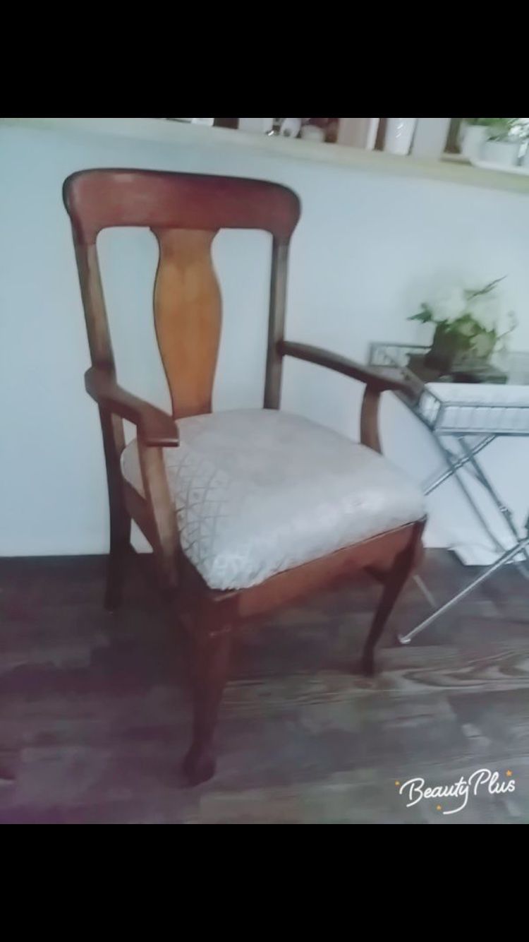 Tiger oak antique chair