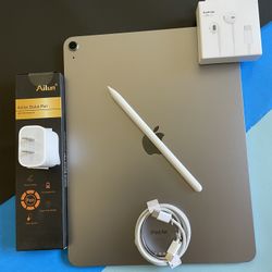 Apple IPad Air 13” (M2 chip / 2024  model) 128GB with Pen, keyboard & Accessories (warranty 10/2025) 